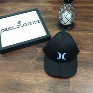 Hurley Size L-XL Black Hat